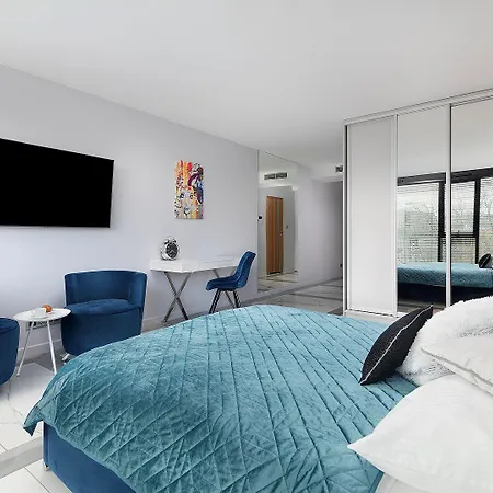 Easy Rent - Diamond, Basen & Spa, Centrum Free Parking 24h Check-in Appartement *